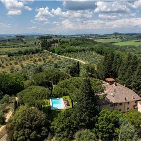 8 Bedroom Villa with Pool near Certaldo, Tuscany, Sleeps 14 - 15